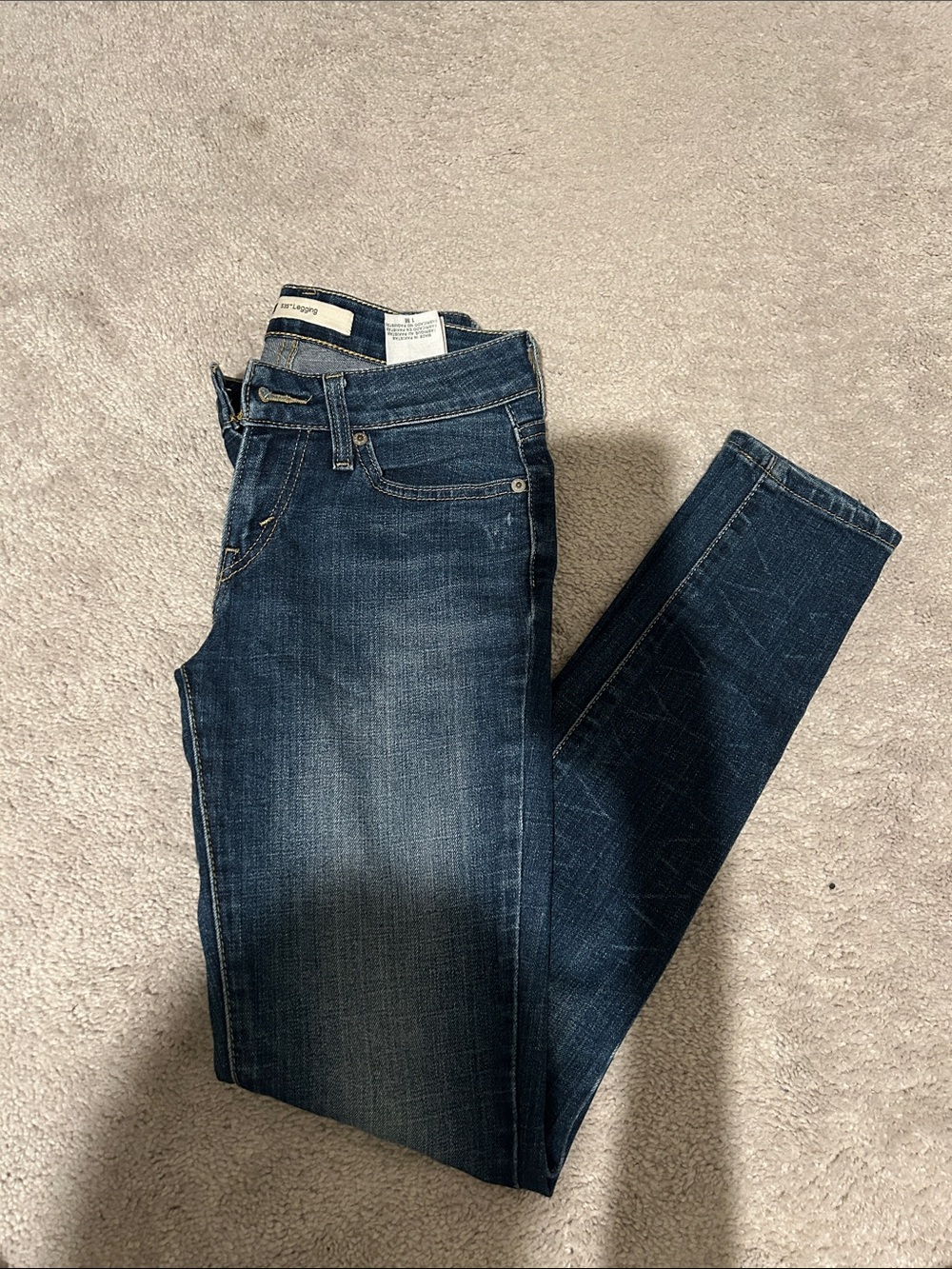 LEVIS Dark Wash legging Jeans - Blue